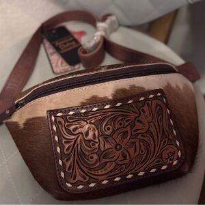 Western Artisan Brown Floral Fanny pack Bag.